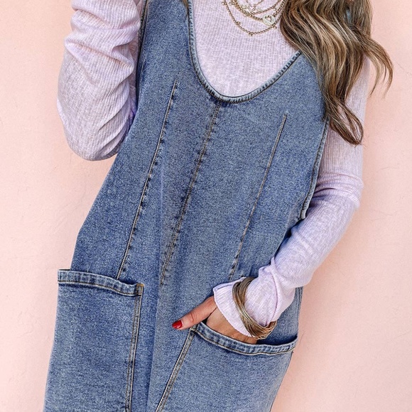 Denim Sleeveless Patched Pocket Romper - Picture 2 of 2